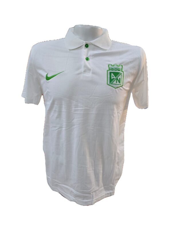 2026/04/wp-1779219654562.jpg 🇳🇬Camiseta Tipo Polo Atlético Nacional
la pasión del Rey de Copas
solo talla S y M🇳🇬