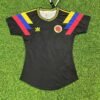 2026/05/1190739.jpg Colección Retro Selección Colombia para Dama – Ediciones Icónicas