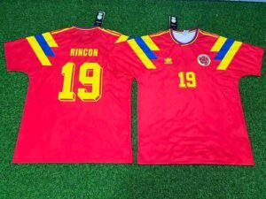 2026/05/1190742.jpg Camiseta Retro Selección Colombia 1994 - Rincon #10 (Edición Especial)