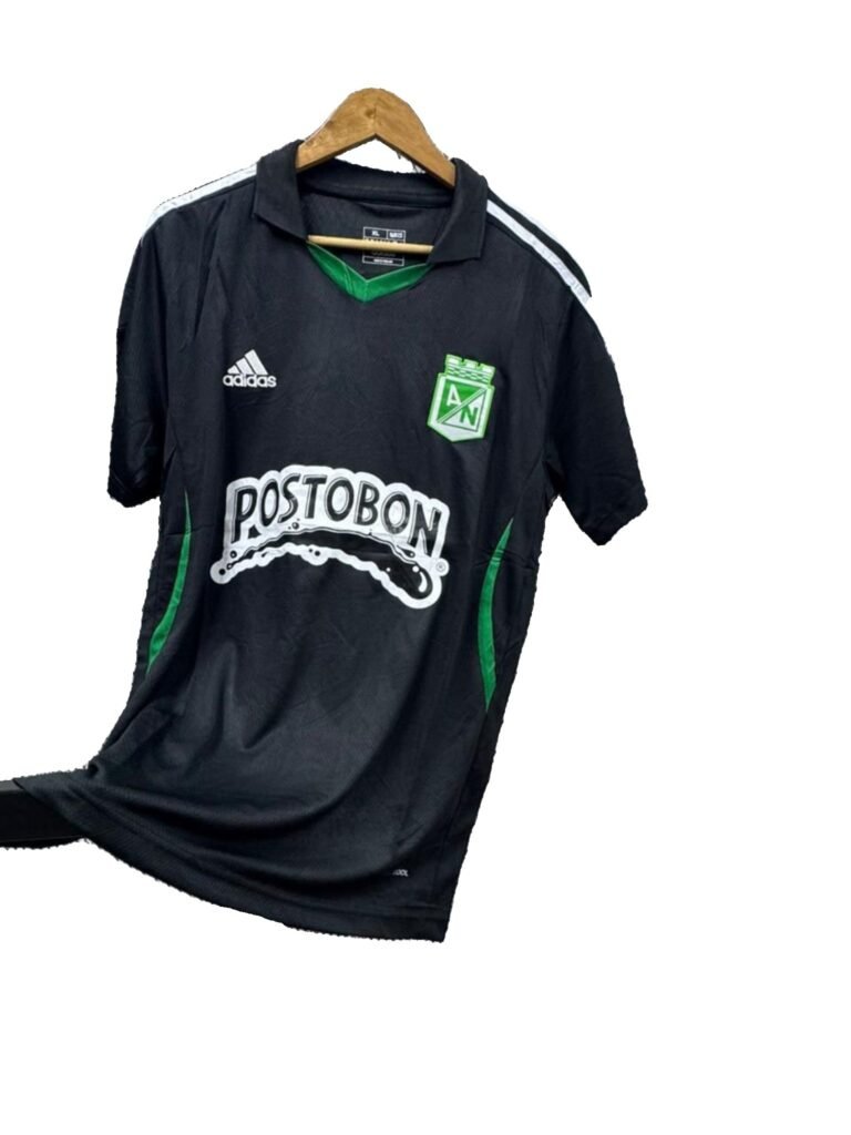 Camiseta Retro Atlético Nacional – Edición Especial Negra